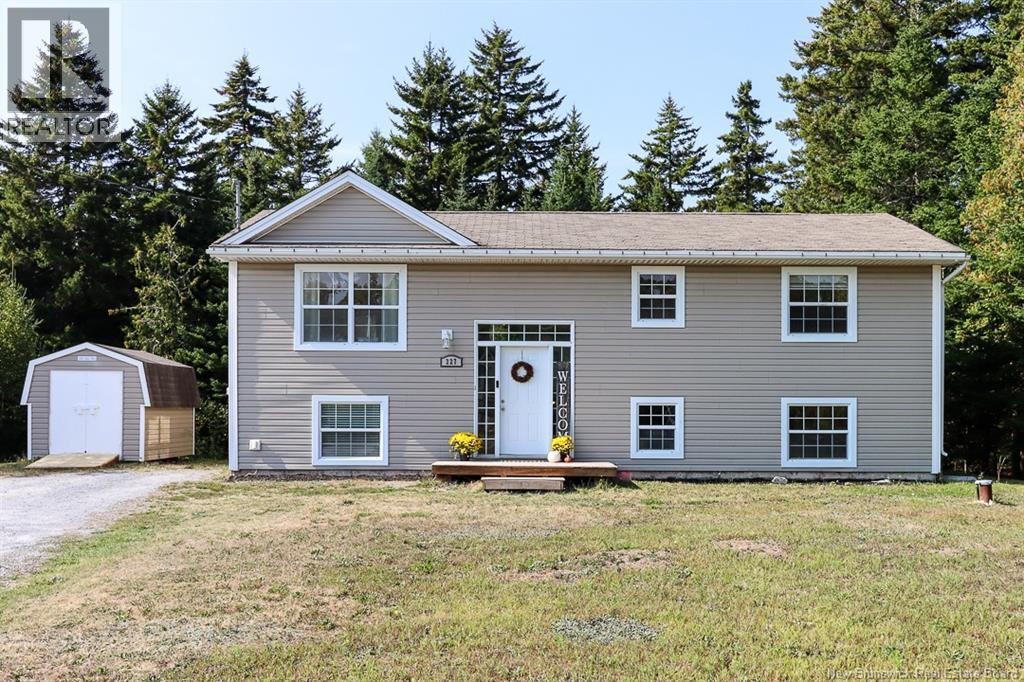 227 Vincent Road, Quispamsis, New Brunswick  E2E 0B3 - Photo 1 - NB126979