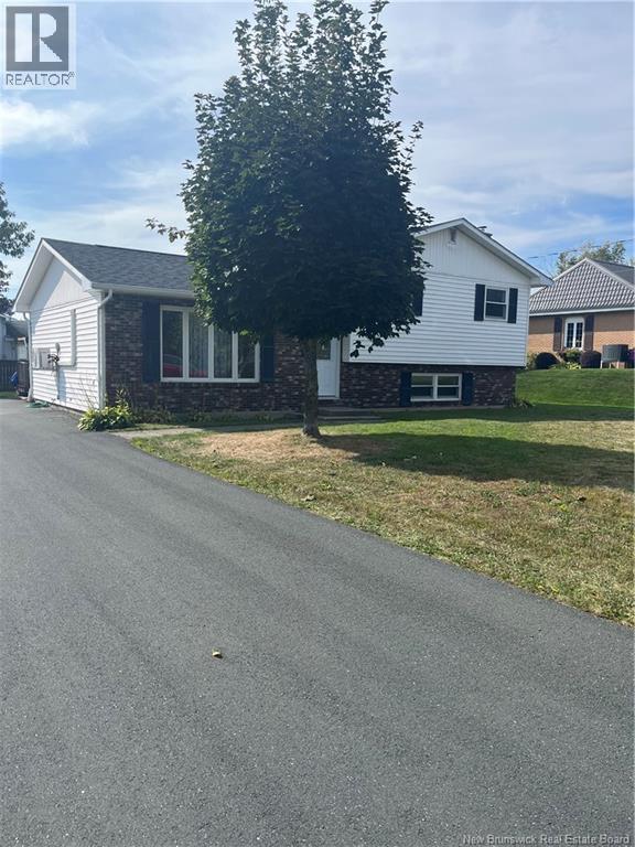 17 Adams Avenue, Miramichi, New Brunswick
