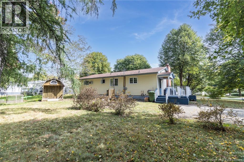 5 Walker Street, Fredericton, New Brunswick  E3A 3E2 - Photo 31 - NB127043