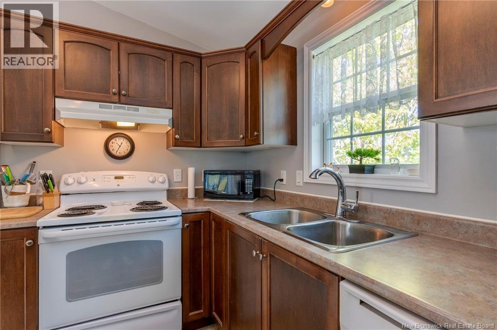 11 Fourth, Quispamsis, New Brunswick  E2G 1V6 - Photo 9 - NB127080