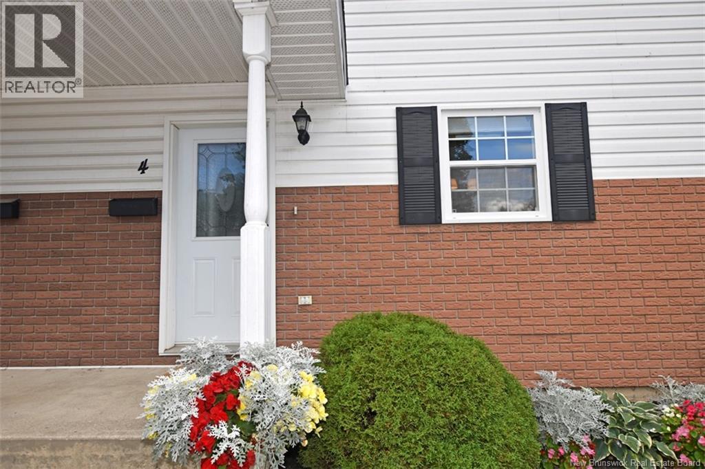175 Riverside Drive, Fredericton, New Brunswick  E3A 6R1 - Photo 3 - NB127046