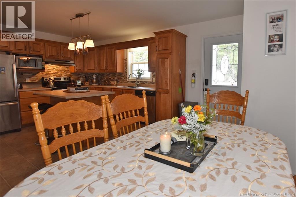 175 Riverside Drive, Fredericton, New Brunswick  E3A 6R1 - Photo 8 - NB127046