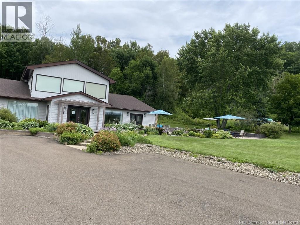 1124 Route 105, Douglas, New Brunswick  E3G 7J7 - Photo 2 - NB127088