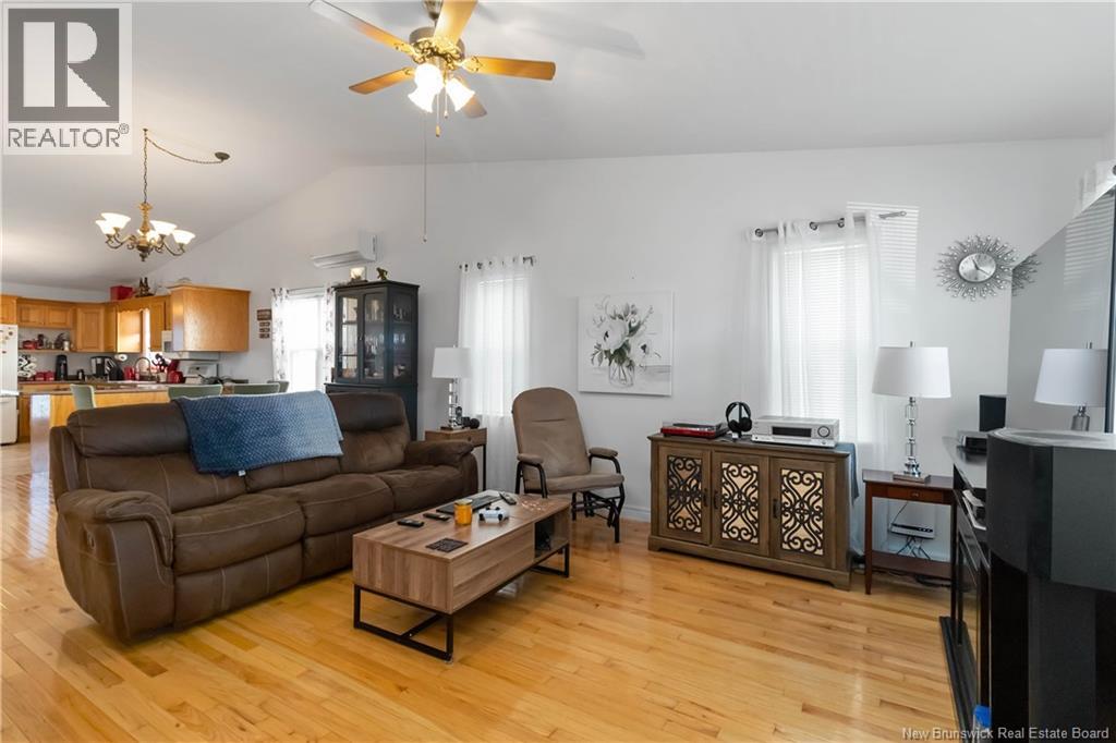 13 Maple Trail Lane, Riverview, New Brunswick E1B 5K3 - Photo 9 - NB127042