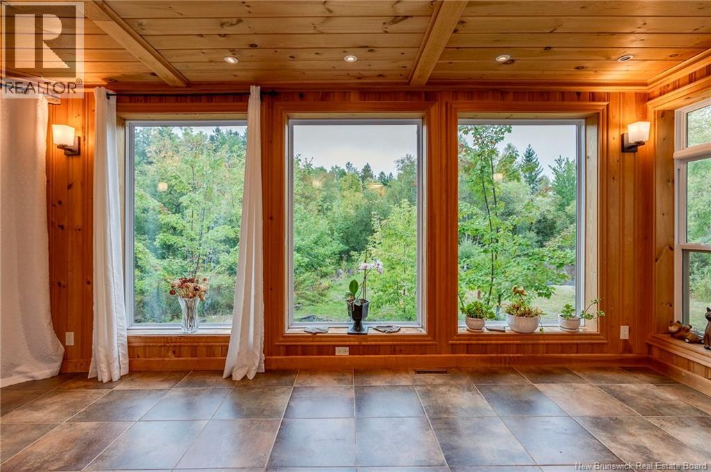 498 Chartersville Road, Dieppe, New Brunswick  E1A 1K6 - Photo 12 - NB127018