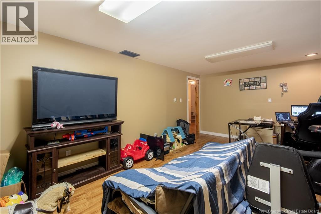 35 Avalon Street, Dieppe, New Brunswick  E1A 1J8 - Photo 26 - NB127161