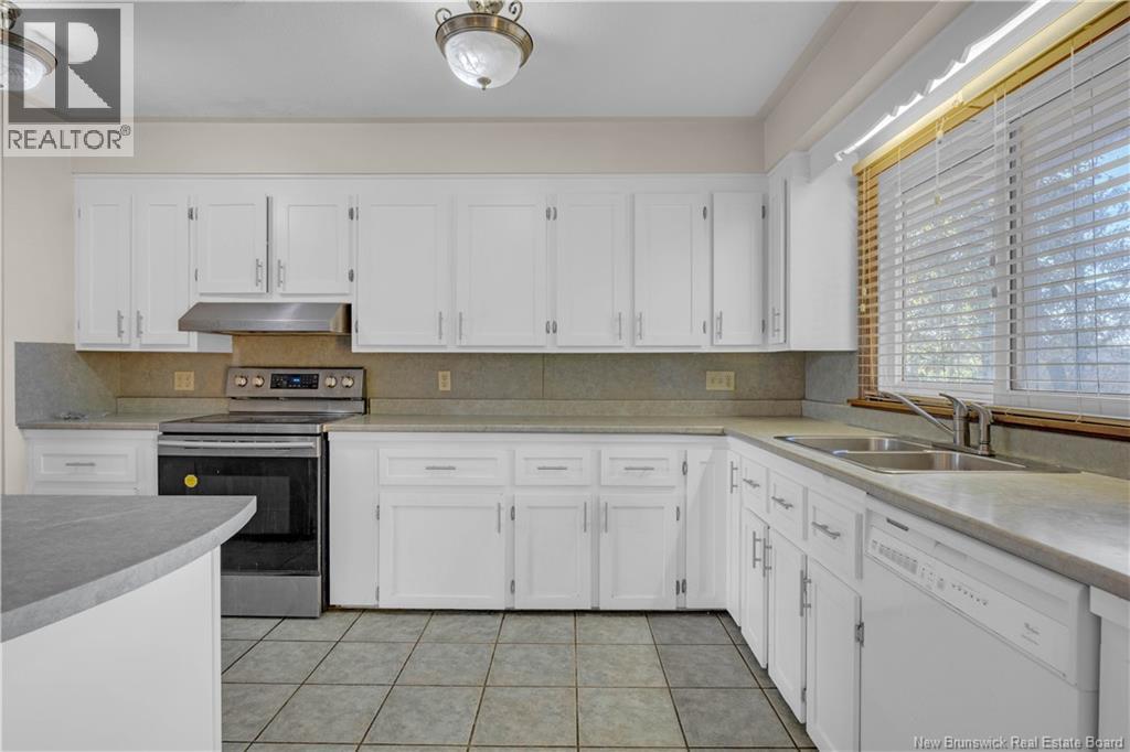 53 Hill Heights Road, Saint John, New Brunswick  E2K 2G8 - Photo 10 - NB127170
