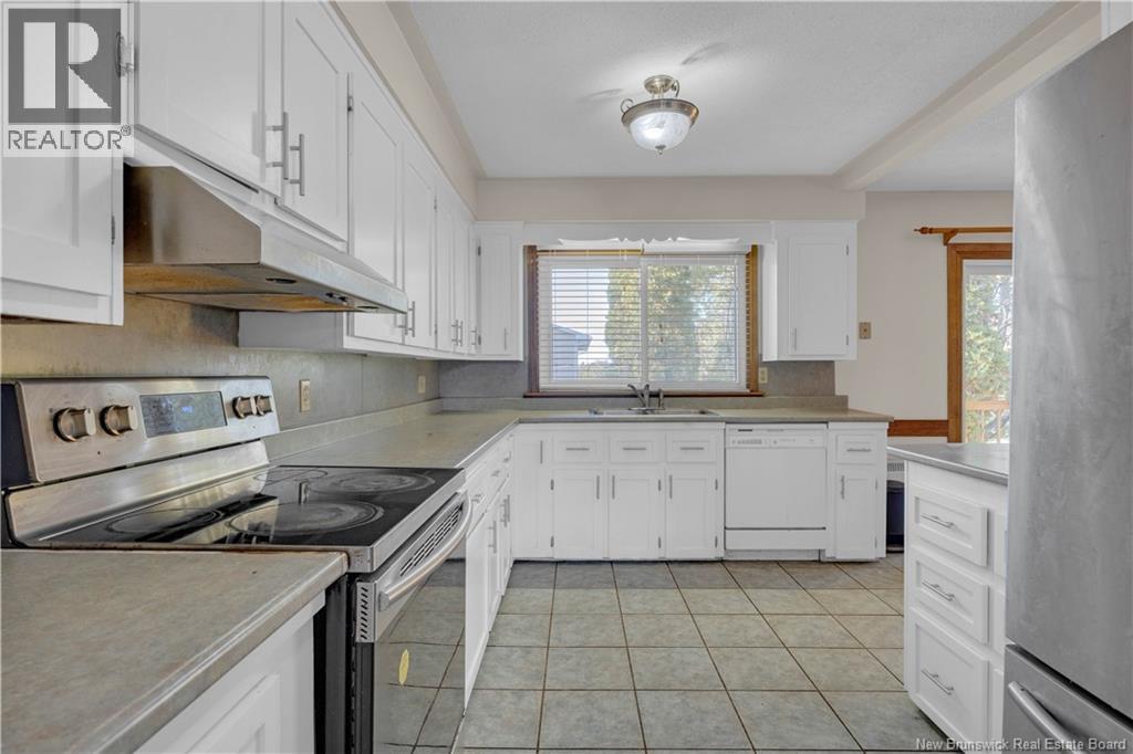 53 Hill Heights Road, Saint John, New Brunswick  E2K 2G8 - Photo 12 - NB127170