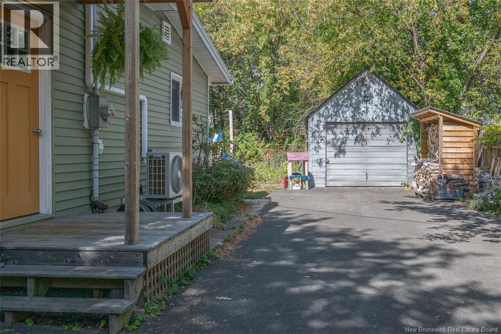 151 Miles Street, Fredericton, New Brunswick  E3A 3J5 - Photo 2 - NB127234