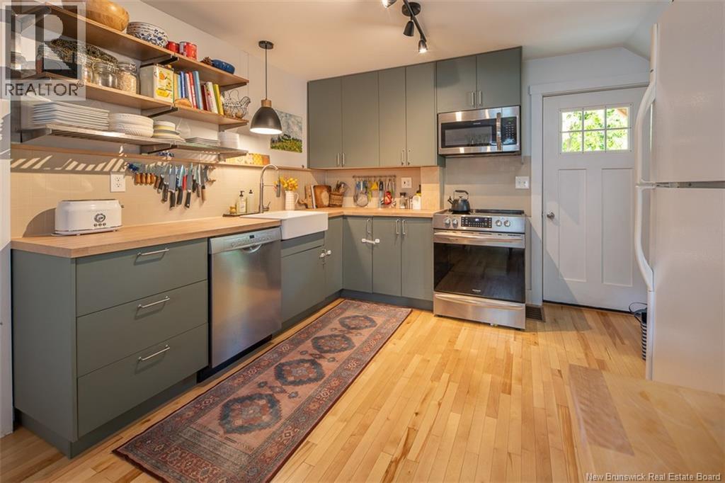 151 Miles Street, Fredericton, New Brunswick  E3A 3J5 - Photo 6 - NB127234