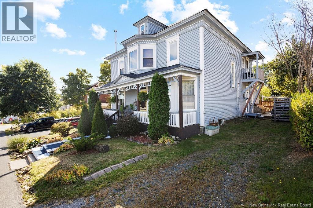 215 Regent Street, Miramichi, New Brunswick  E1V 2M9 - Photo 44 - NB127203
