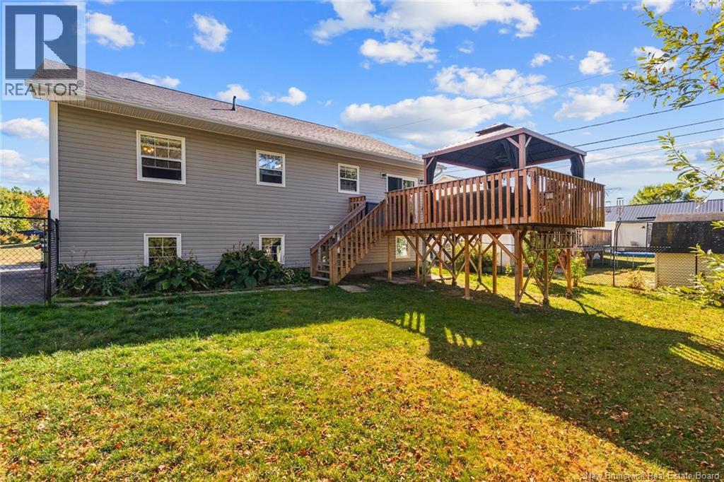 17 Attenborough Drive, Fredericton, New Brunswick  E3A 9R6 - Photo 41 - NB127116