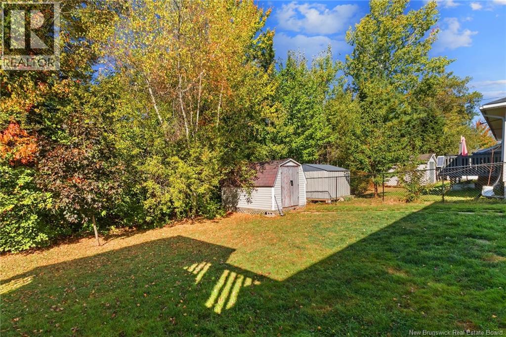17 Attenborough Drive, Fredericton, New Brunswick  E3A 9R6 - Photo 44 - NB127116