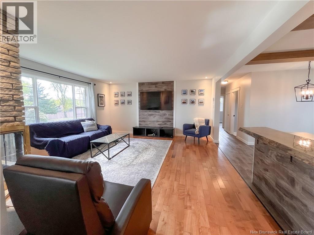 209 Kingsway Avenue, Miramichi, New Brunswick  E1V 3B9 - Photo 15 - NB127309
