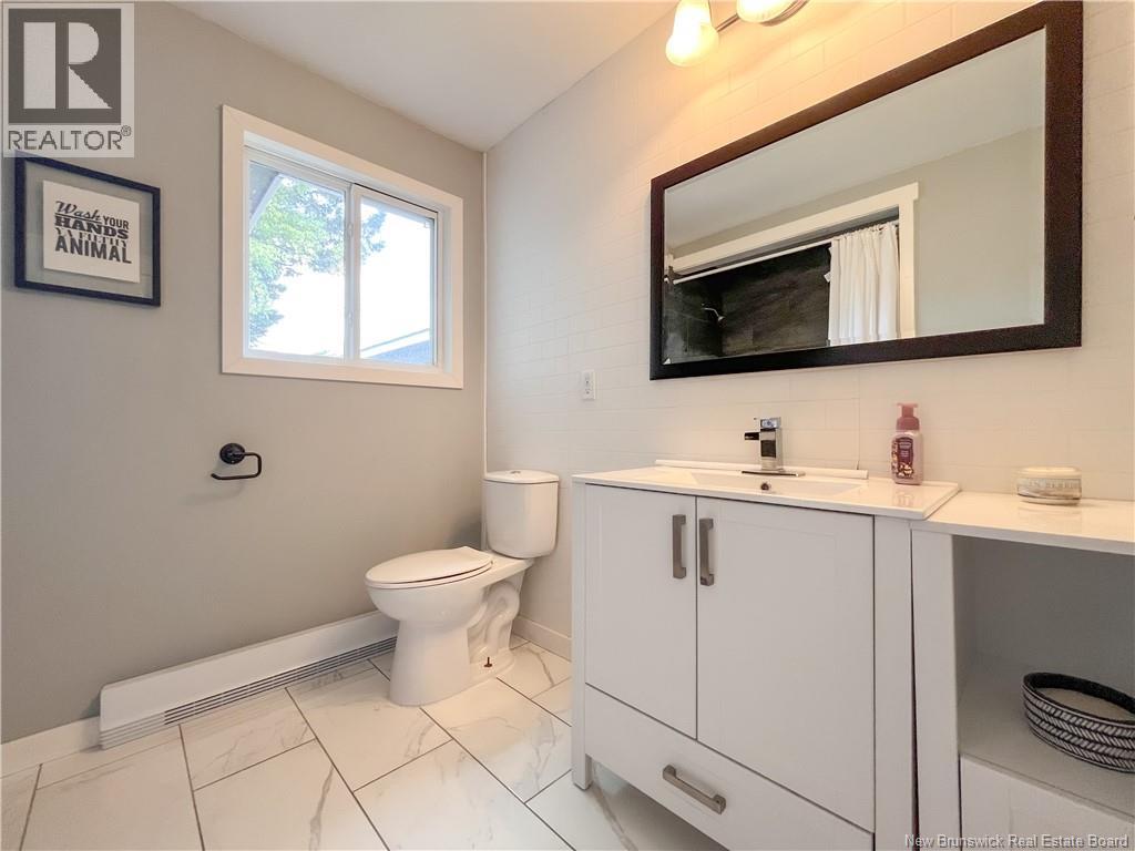 209 Kingsway Avenue, Miramichi, New Brunswick  E1V 3B9 - Photo 18 - NB127309