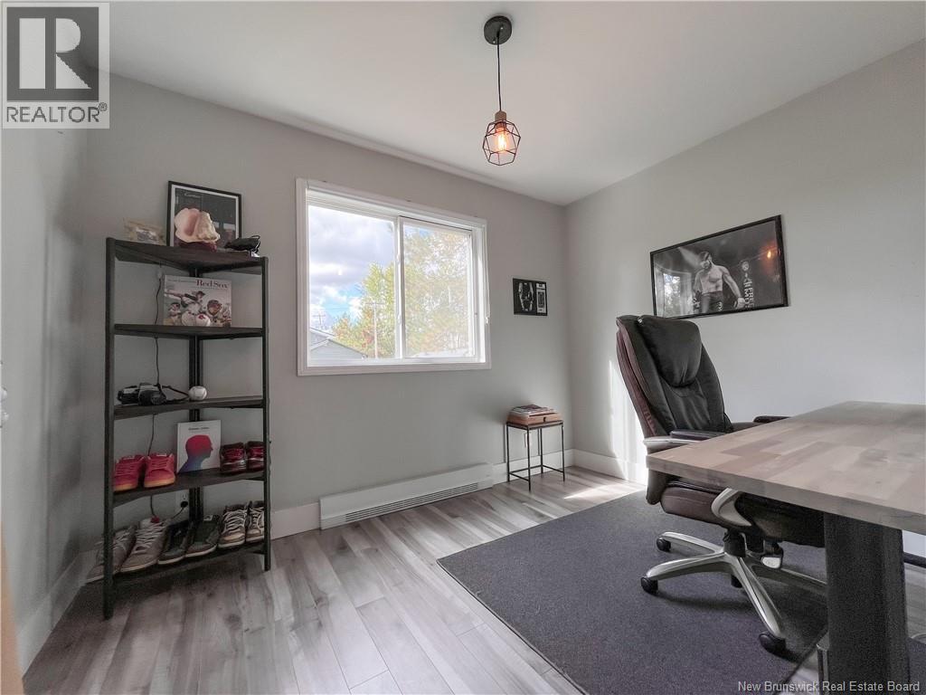 209 Kingsway Avenue, Miramichi, New Brunswick  E1V 3B9 - Photo 24 - NB127309