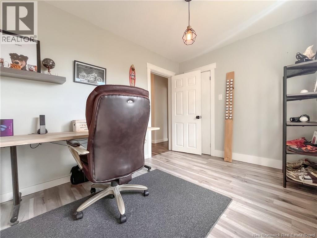 209 Kingsway Avenue, Miramichi, New Brunswick  E1V 3B9 - Photo 25 - NB127309