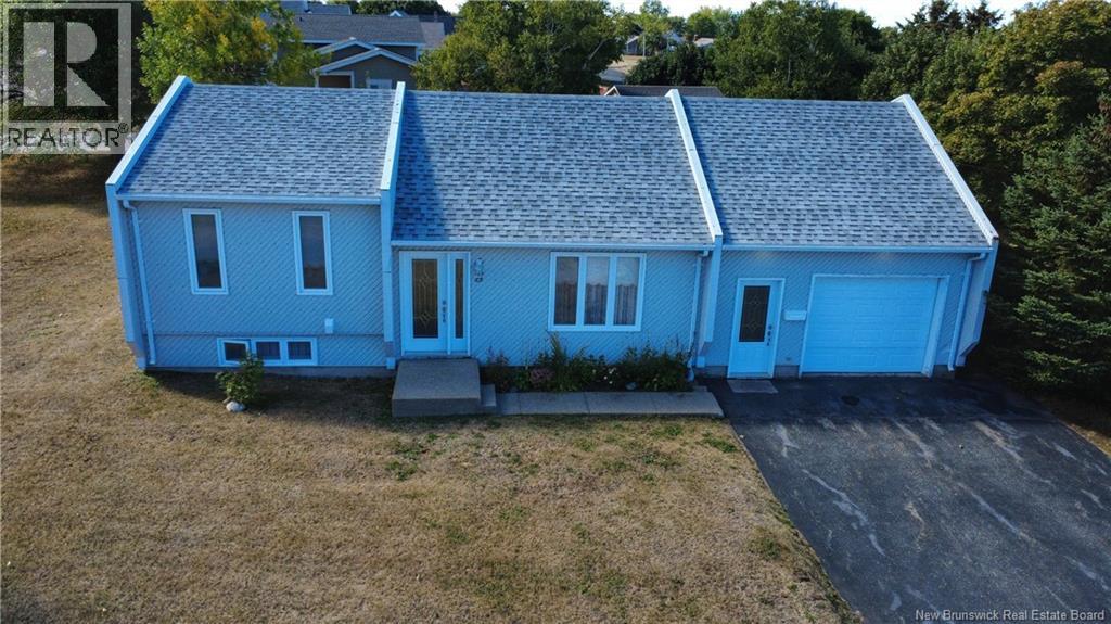 8 Rue Bourgeois, Caraquet, New Brunswick