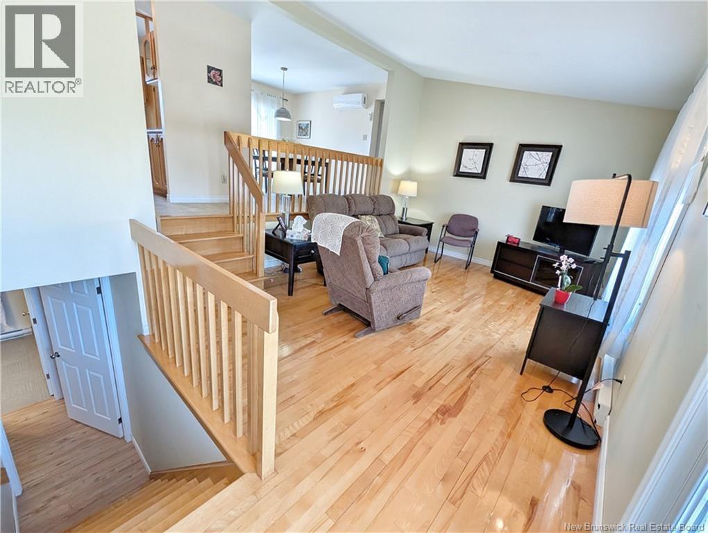 8 Rue Bourgeois, Caraquet, New Brunswick  E1W 1A4 - Photo 3 - NB127314