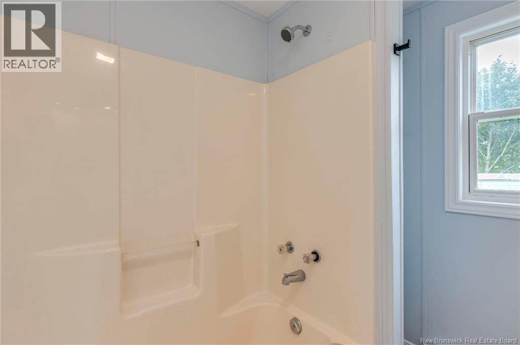 190 Logie Drive, Hampton, New Brunswick  E5N 5T5 - Photo 22 - NB127317