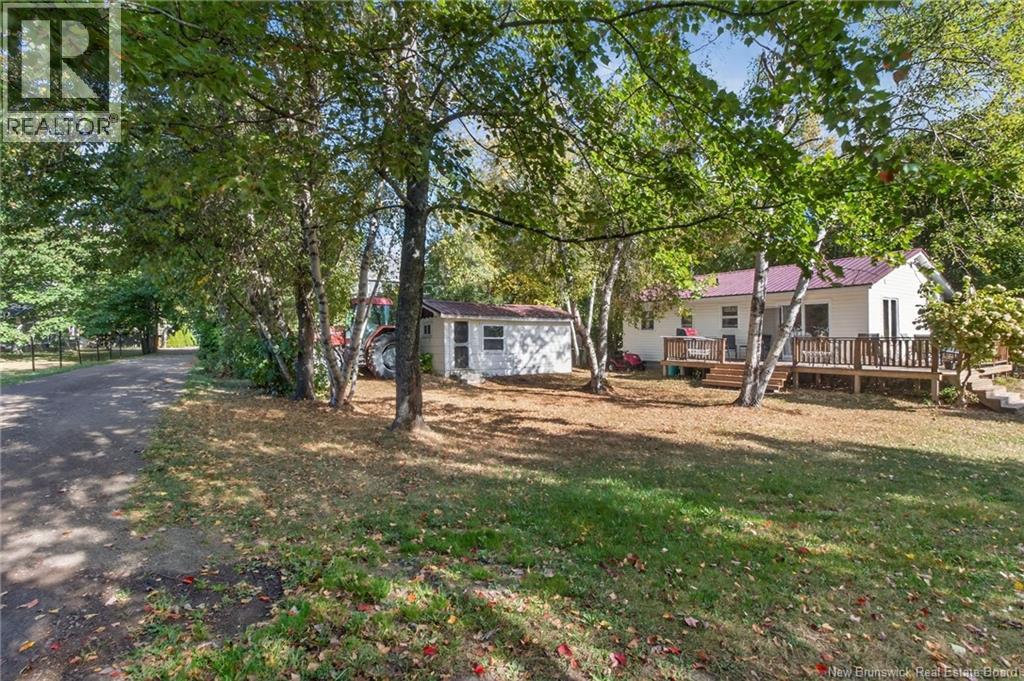 16 Driftwood, Shediac, New Brunswick  E4P 1A1 - Photo 12 - NB127229