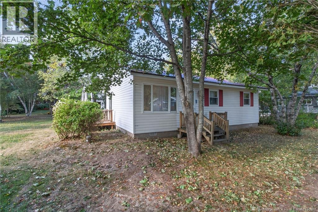 16 Driftwood, Shediac, New Brunswick  E4P 1A1 - Photo 3 - NB127229