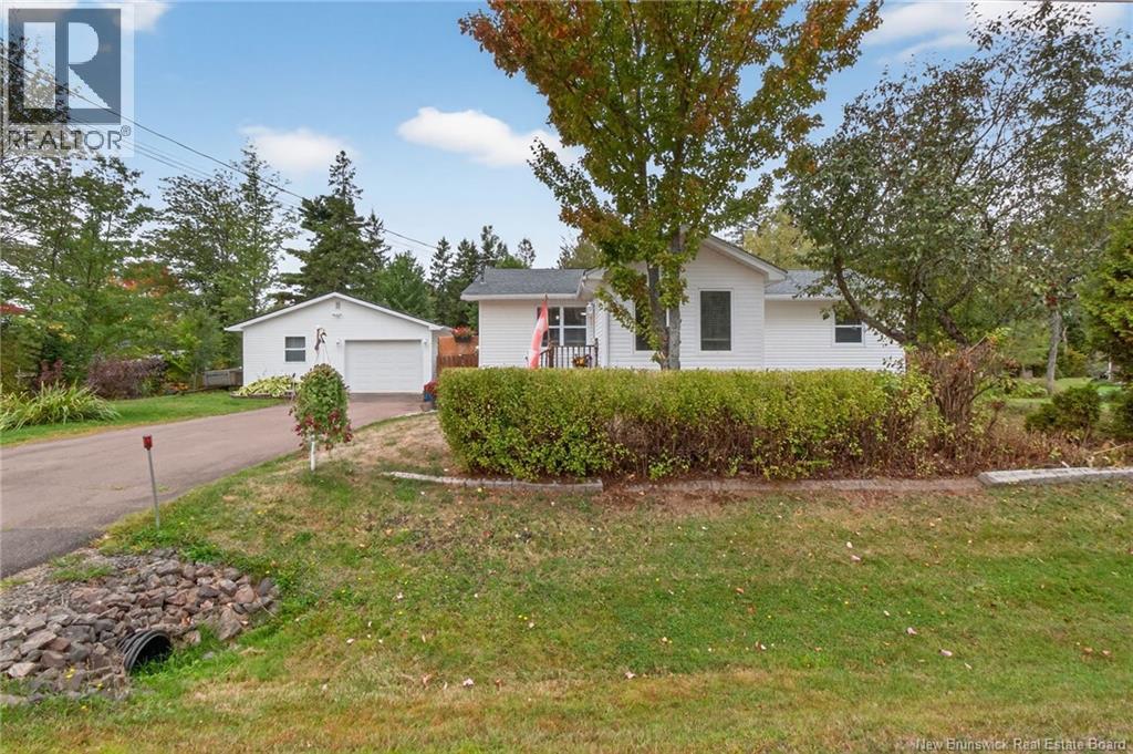 12 Briarcroft Street, Salisbury, New Brunswick  E4J 2A9 - Photo 2 - NB127353