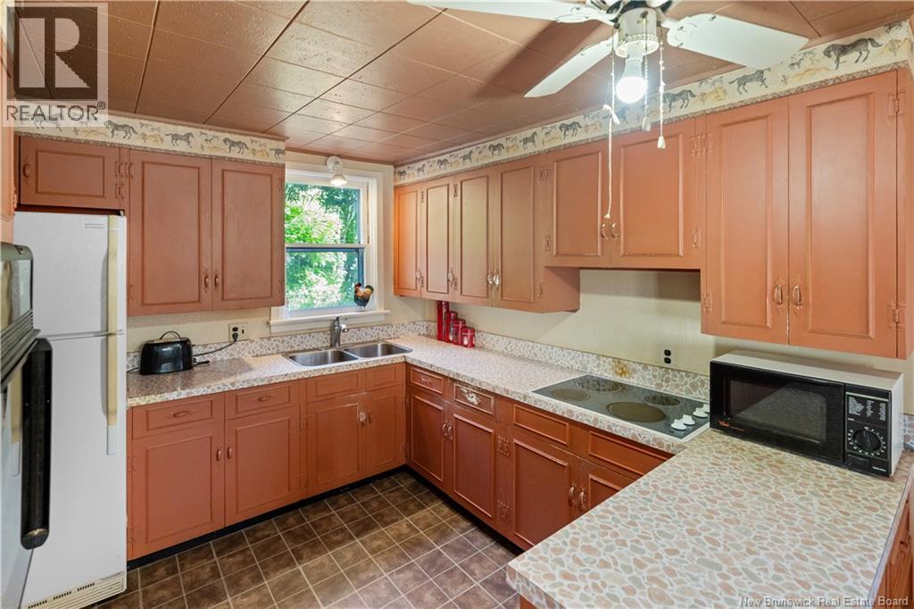 1285 Ocean Ridge Drive, Bathurst, New Brunswick  E2A 4R8 - Photo 9 - NB127355