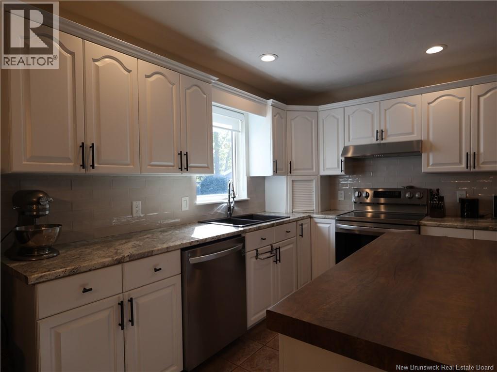 1026 Barachois Street, Dieppe, New Brunswick  E1A 7S8 - Photo 25 - NB127245