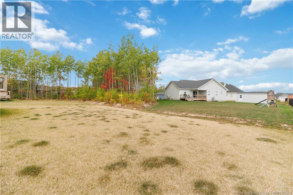 300 Chatellerault Street, Shediac, New Brunswick  E4P 2M5 - Photo 48 - NB127311