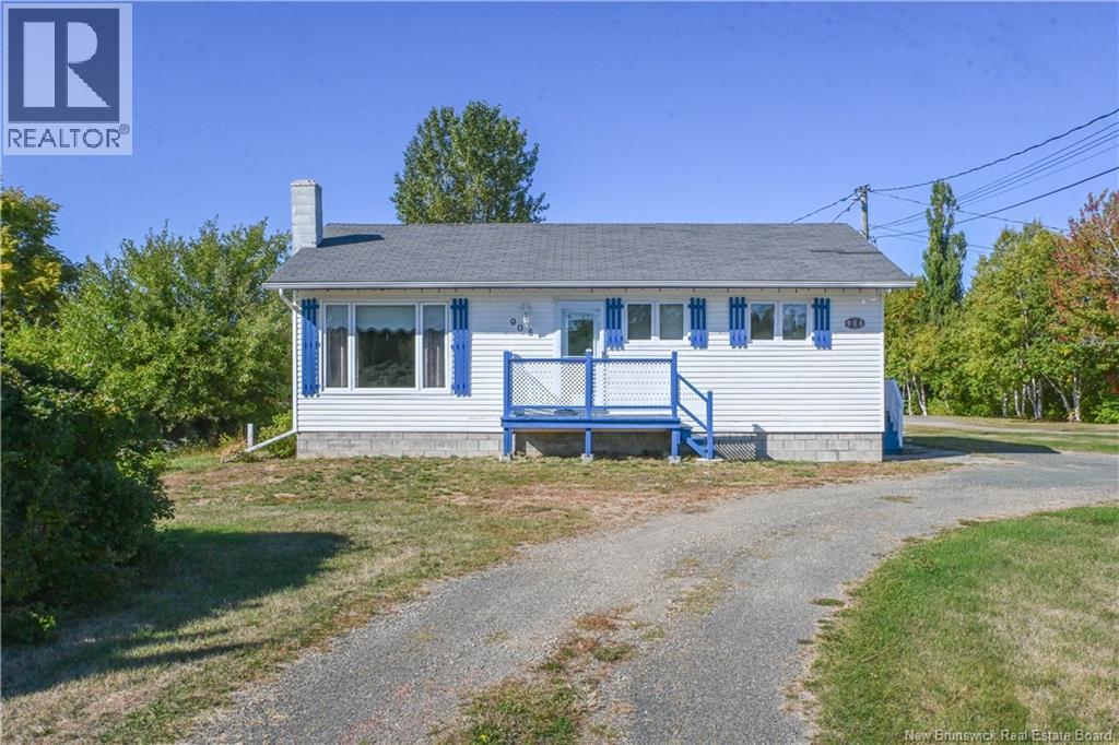908 Saint-Joseph Boulevard, Saint-Léolin, New Brunswick  E8N 2P8 - Photo 2 - NB127400