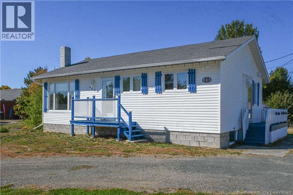 908 Saint-Joseph Boulevard, Saint-Léolin, New Brunswick  E8N 2P8 - Photo 3 - NB127400