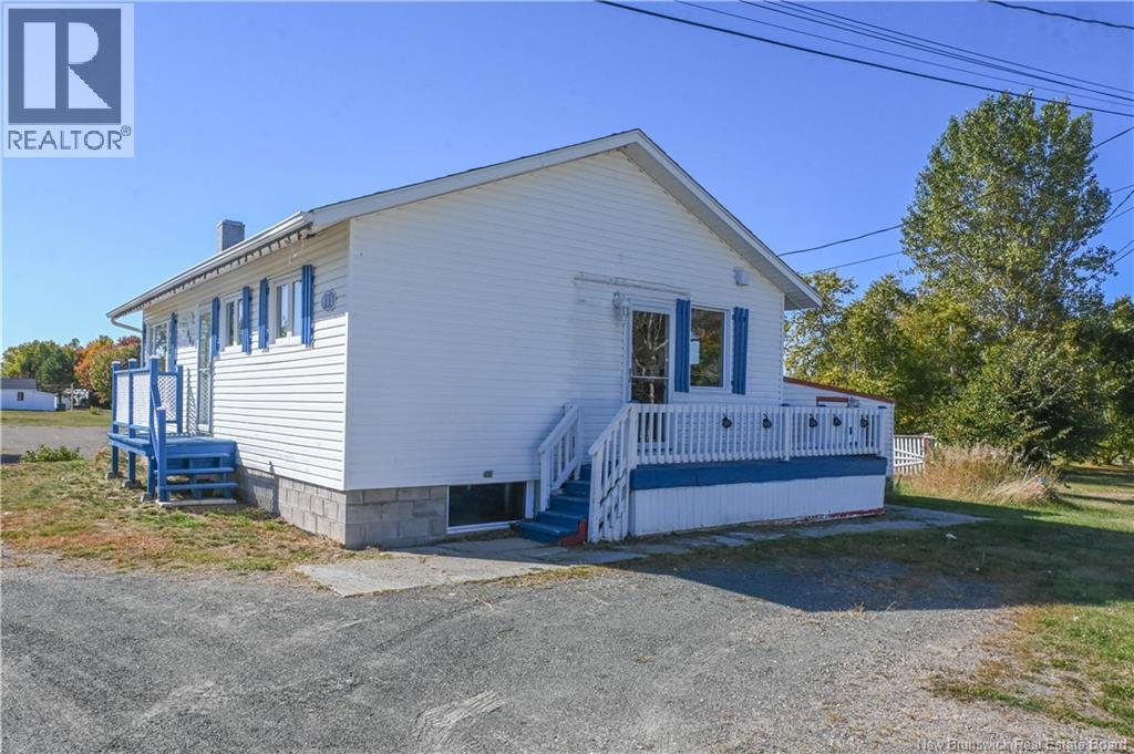 908 Saint-Joseph Boulevard, Saint-Léolin, New Brunswick  E8N 2P8 - Photo 4 - NB127400