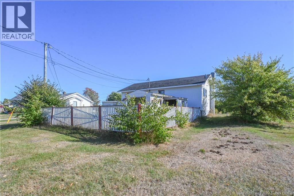 908 Saint-Joseph Boulevard, Saint-Léolin, New Brunswick  E8N 2P8 - Photo 7 - NB127400