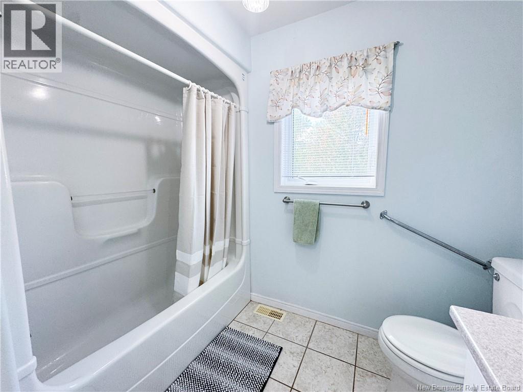 68 Penrose Street, Moncton, New Brunswick  E1E 4N9 - Photo 20 - NB127418