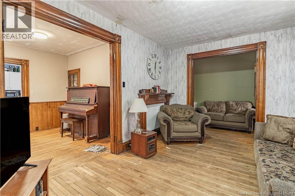 872 Main Street, Sussex, New Brunswick  E4E 2M5 - Photo 5 - NB126768