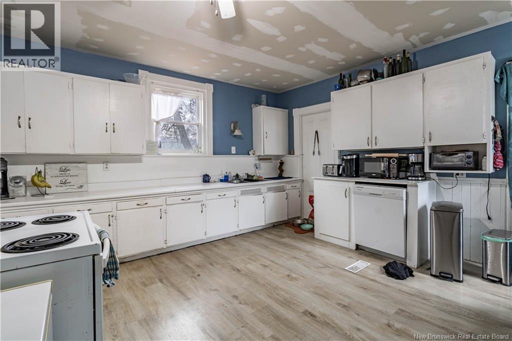 872 Main Street, Sussex, New Brunswick  E4E 2M5 - Photo 7 - NB126768