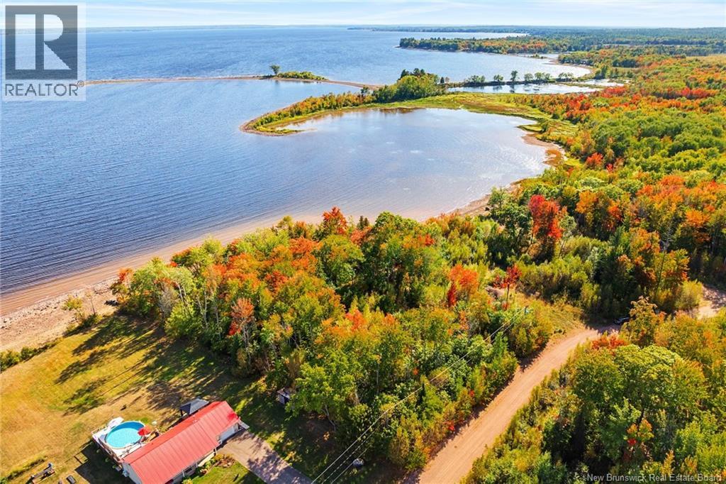 28 Sunview Lane West, Wuhrs Beach, New Brunswick  E4B 4C2 - Photo 4 - NB127454