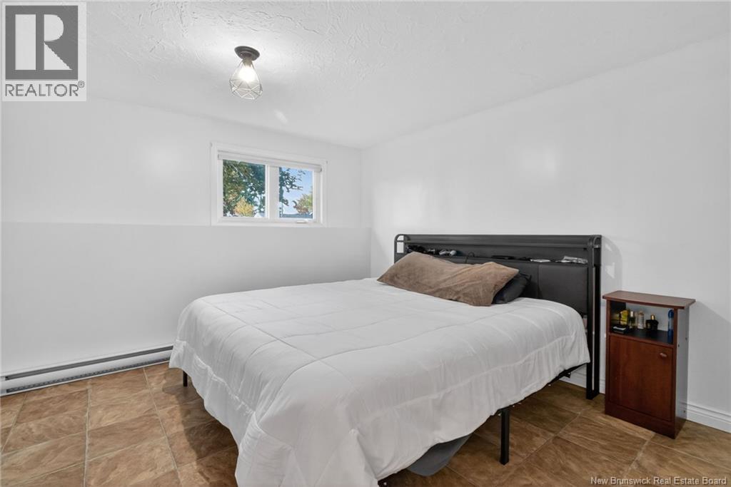 598 Guy, Dieppe, New Brunswick  E1A 4V7 - Photo 36 - NB127427