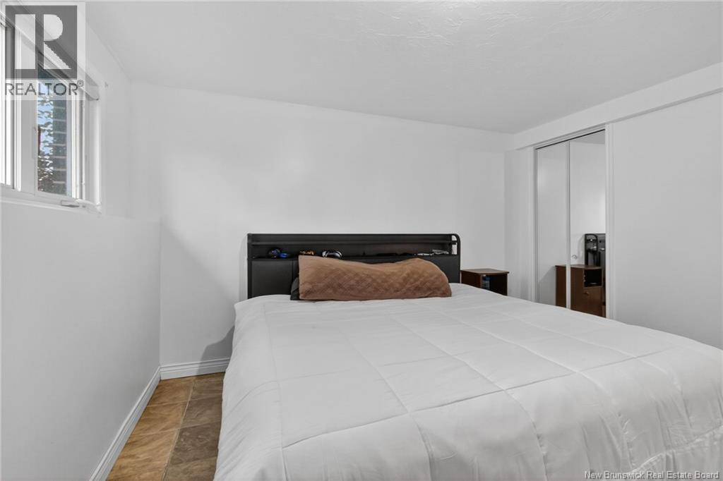 598 Guy, Dieppe, New Brunswick  E1A 4V7 - Photo 37 - NB127427