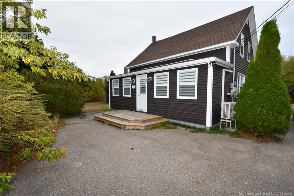 480 Pointe-à-Bouleau Street, Tracadie, New Brunswick  E1X 1B6 - Photo 2 - NB127406