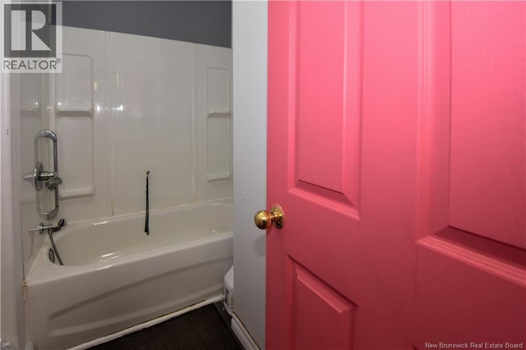 480 Pointe-à-Bouleau Street, Tracadie, New Brunswick  E1X 1B6 - Photo 21 - NB127406