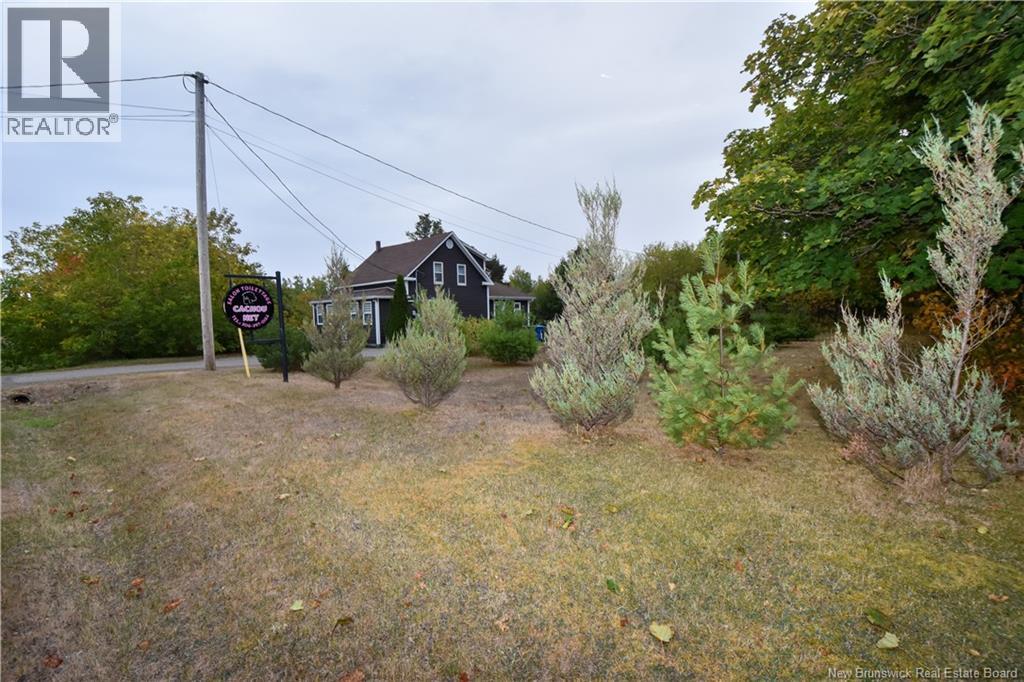 480 Pointe-à-Bouleau Street, Tracadie, New Brunswick  E1X 1B6 - Photo 3 - NB127406