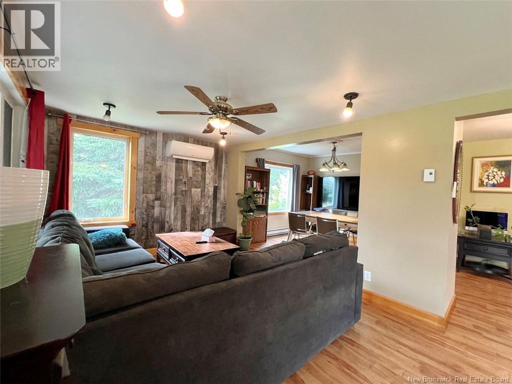 30 Hubert Street, Edmundston, New Brunswick  E3V 0B6 - Photo 12 - NB127424