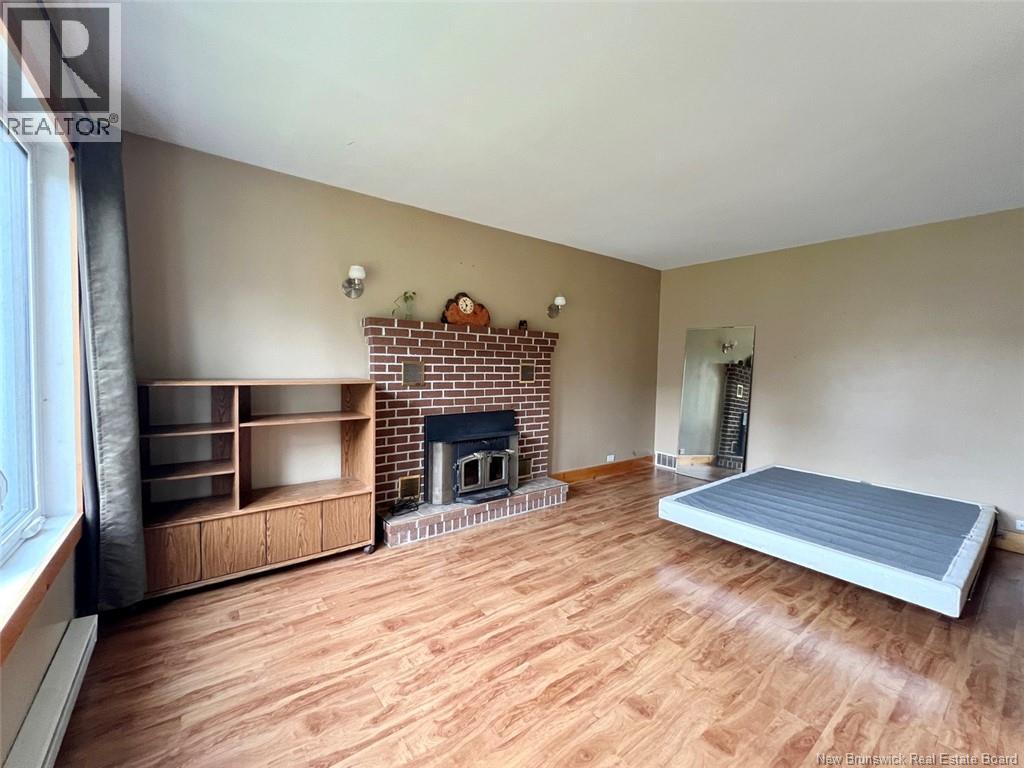 30 Hubert Street, Edmundston, New Brunswick  E3V 0B6 - Photo 15 - NB127424