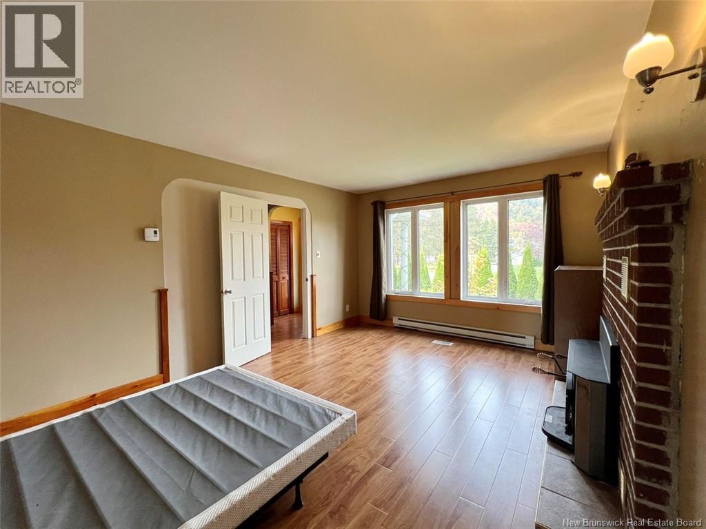 30 Hubert Street, Edmundston, New Brunswick  E3V 0B6 - Photo 17 - NB127424
