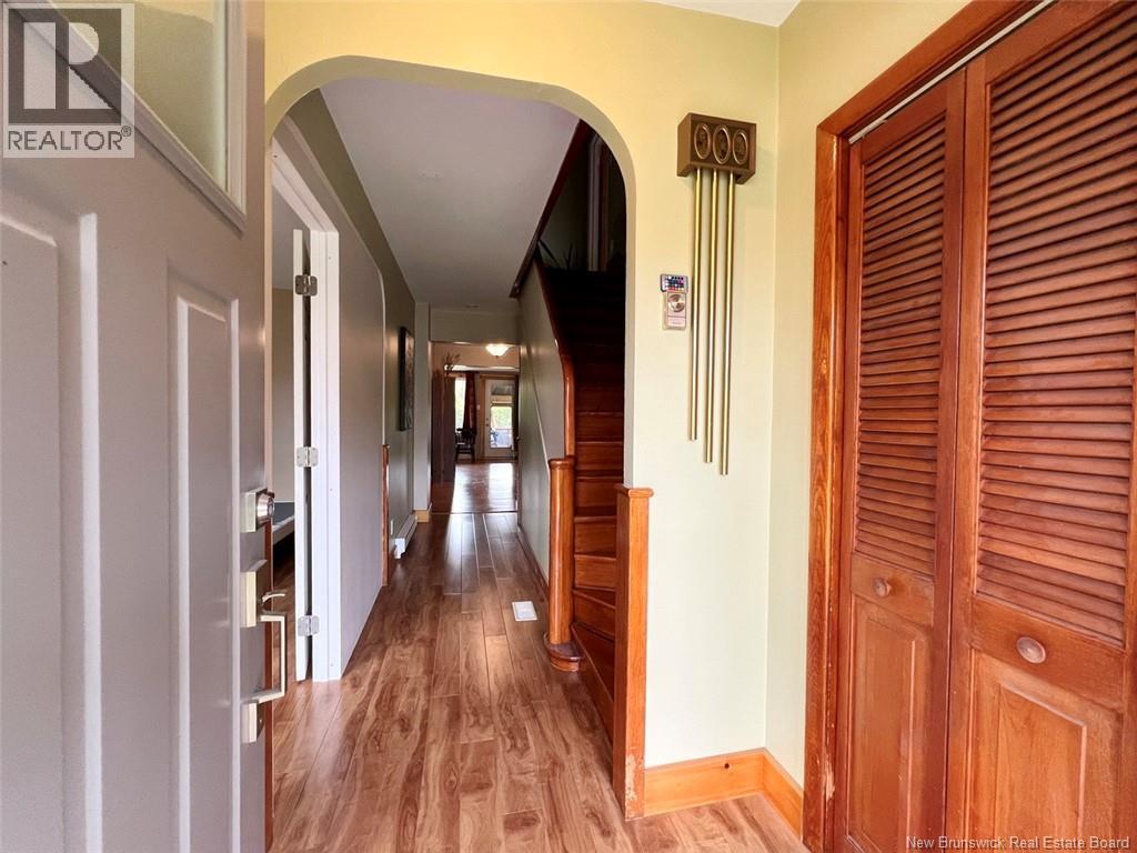 30 Hubert Street, Edmundston, New Brunswick  E3V 0B6 - Photo 3 - NB127424