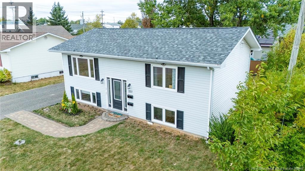 257 Ryan Street, Moncton, New Brunswick  E1G 1R2 - Photo 2 - NB127498