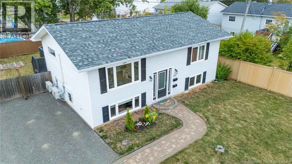 257 Ryan Street, Moncton, New Brunswick  E1G 1R2 - Photo 5 - NB127498