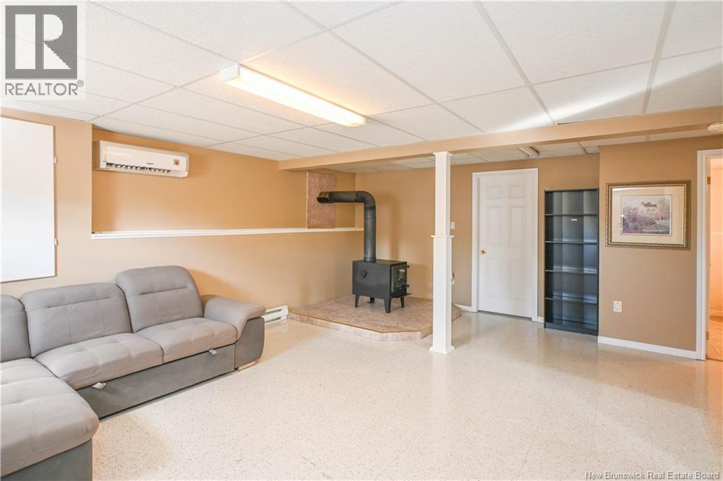 549 Rue Suzanne Street, Tracadie, New Brunswick  E1X 1B5 - Photo 21 - NB127558